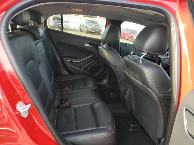 2015 MERCEDES-BENZ GLA 250 - WDCTG4EB3FJ122276