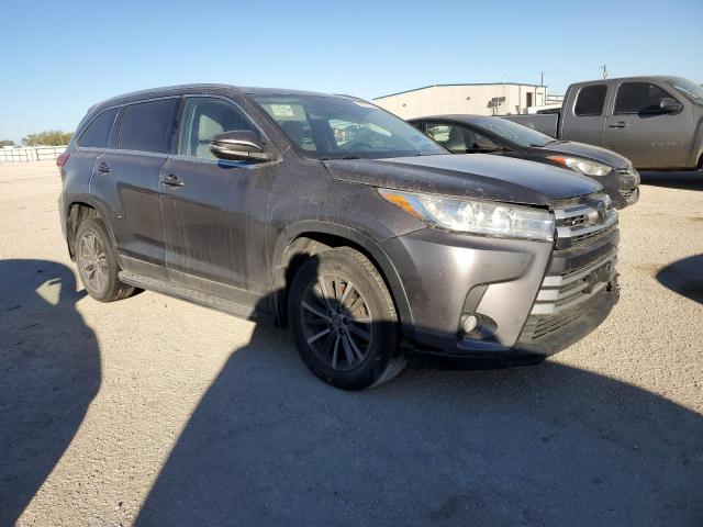 VIN 5TDKZRFH3KS304178 2019 Toyota Highlander, SE no.4