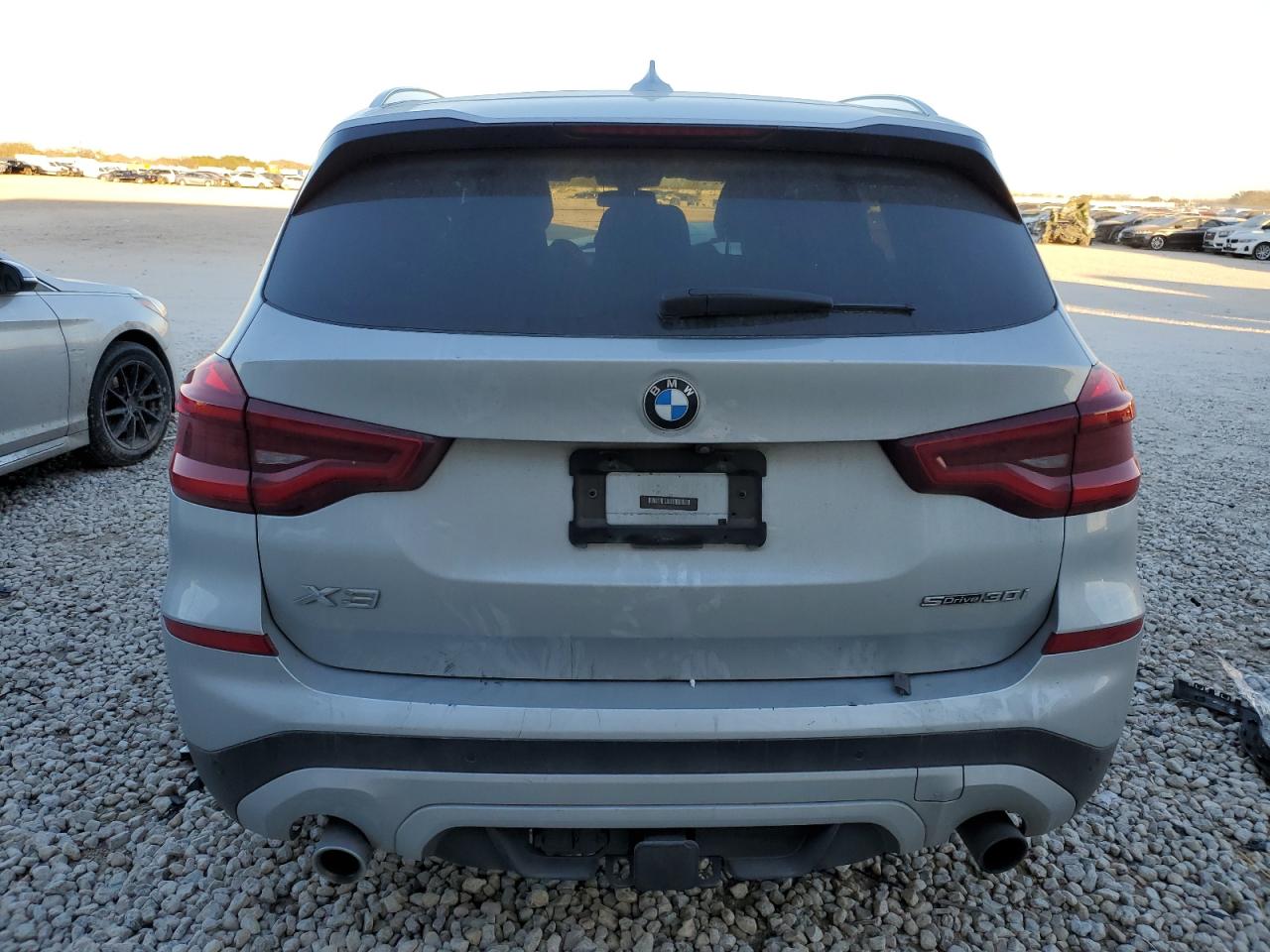 2019 BMW X3 SDRIVE3 2.0L  4(VIN: 5UXTR7C52KLR46877