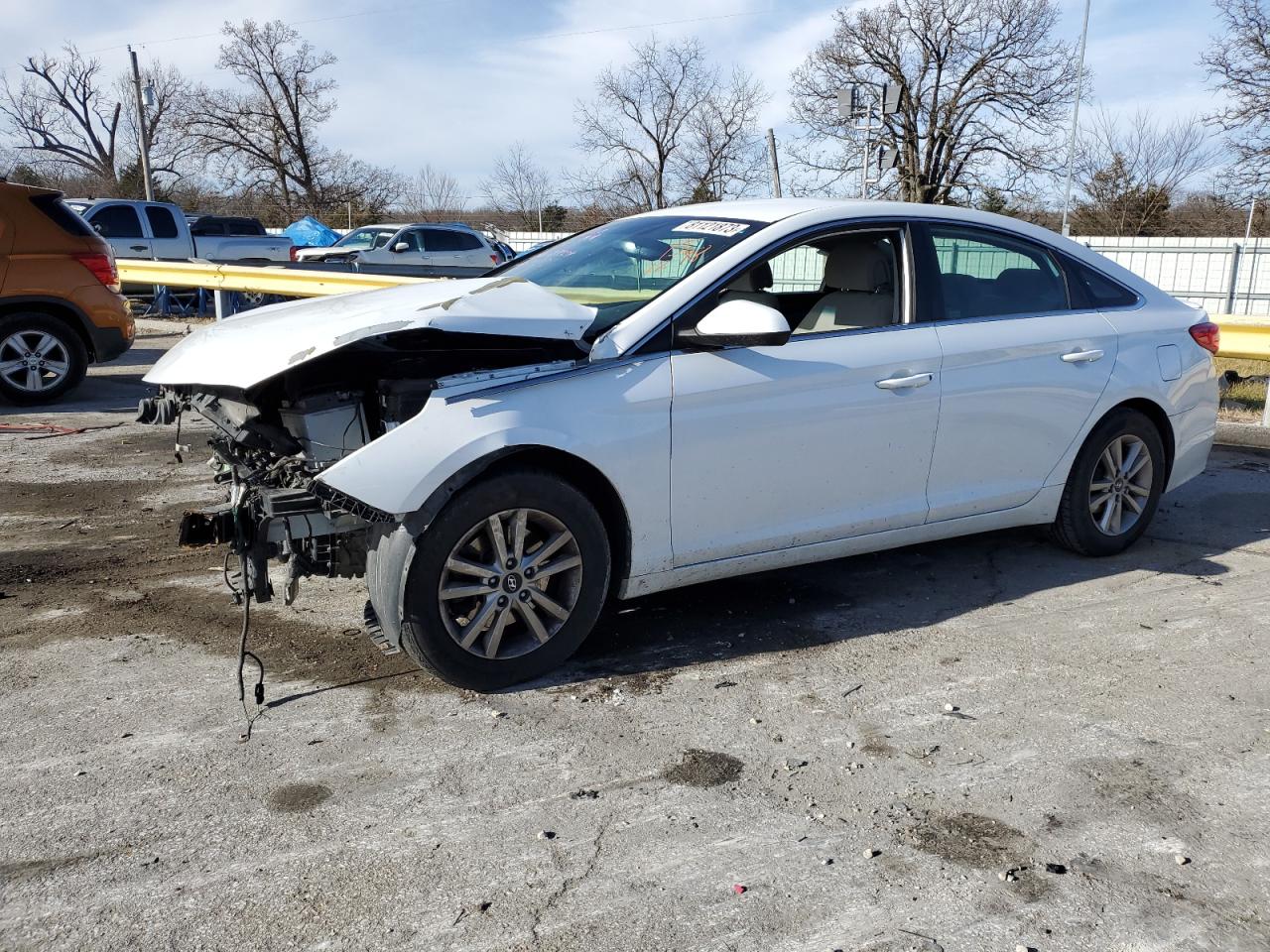 2016 Hyundai Sonata Se vin: 5NPE24AF7GH281818