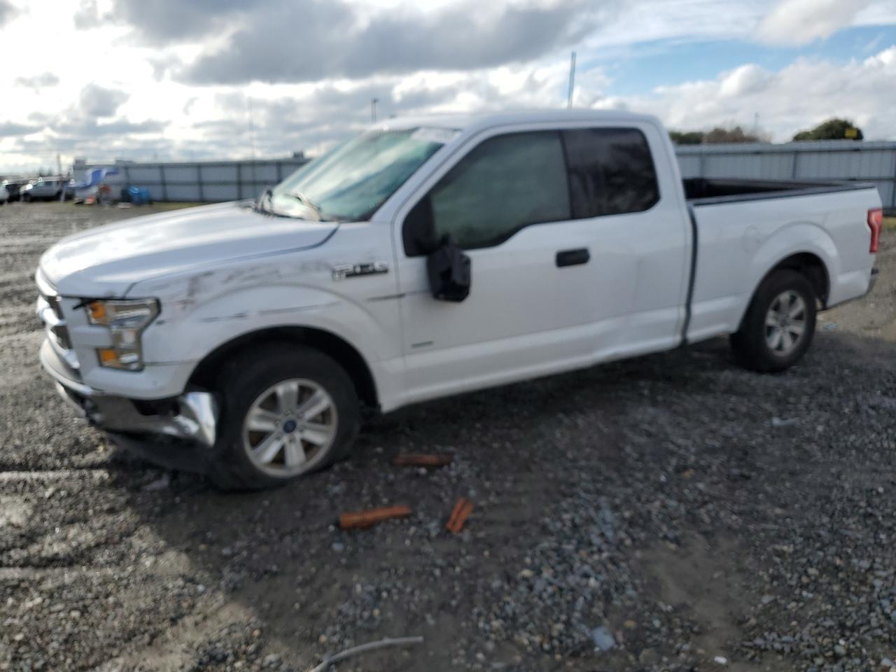 1FTEX1CP4GKF71540 2016 Ford F150 Super Cab