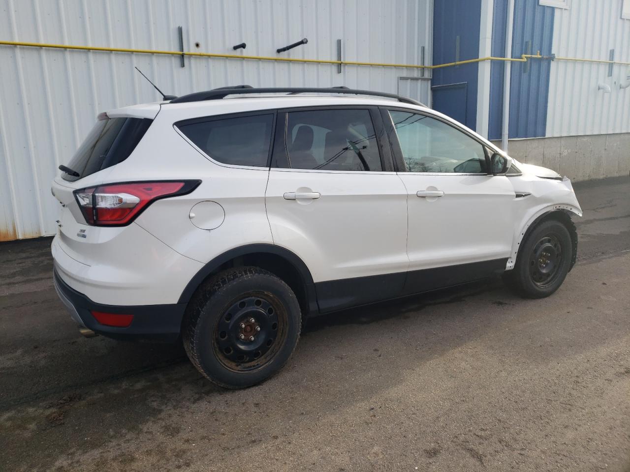 1FMCU9GD9JUD24326 2018 Ford Escape Se