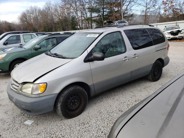 2002 Toyota Sienna LE