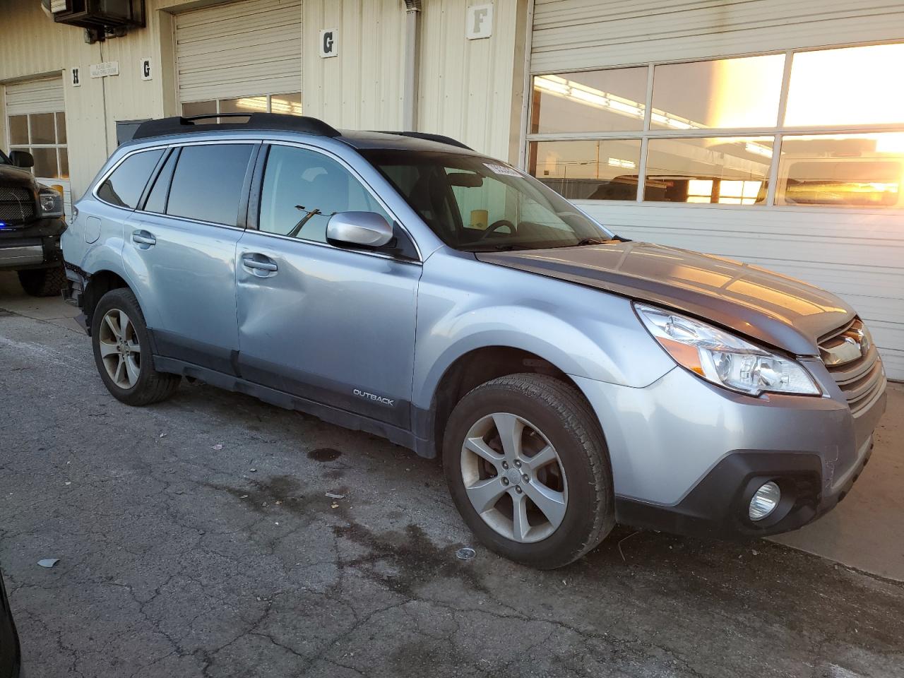 4S4BRBCC8D3267189 2013 Subaru Outback 2.5I Premium