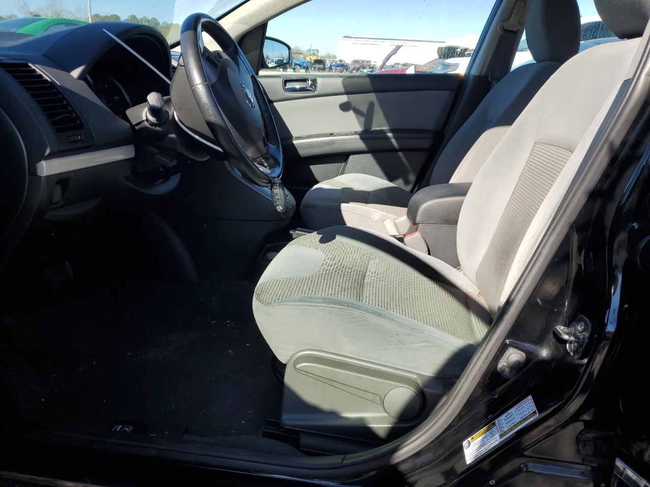 3N1AB6APXAL702637 2010 Nissan Sentra 2.0