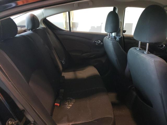 2015 Nissan Versa S VIN: 3N1CN7AP2FL883911 Lot: 81609673