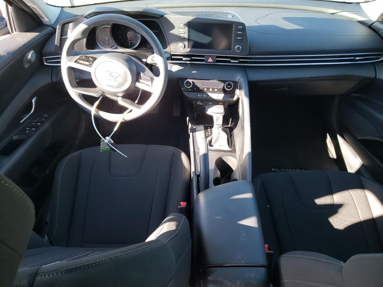 5NPLM4AG5NH066400 2022 Hyundai Elantra Sel