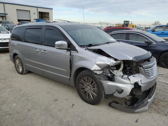 2015 CHRYSLER TOWN & COU - 2C4RC1GG9FR546396
