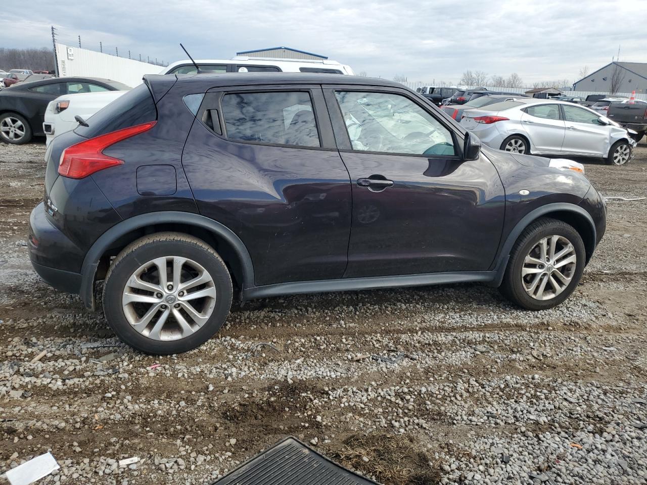 2014 Nissan Juke S vin: JN8AF5MV3ET360914