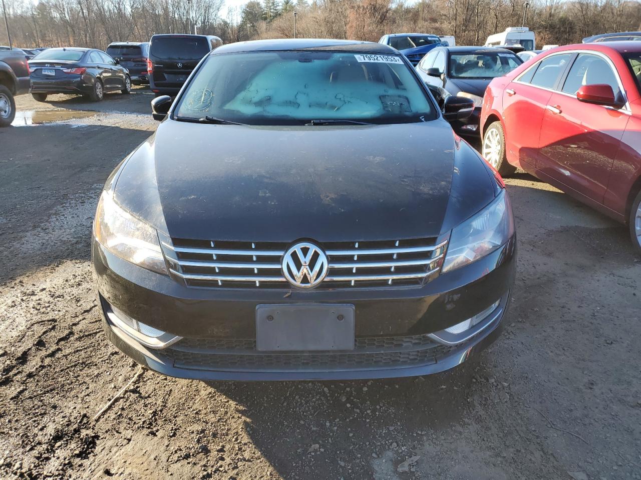 1vwbn7a35dc039907 1VWBN7A35DC039907 2013 Volkswagen Passat Se