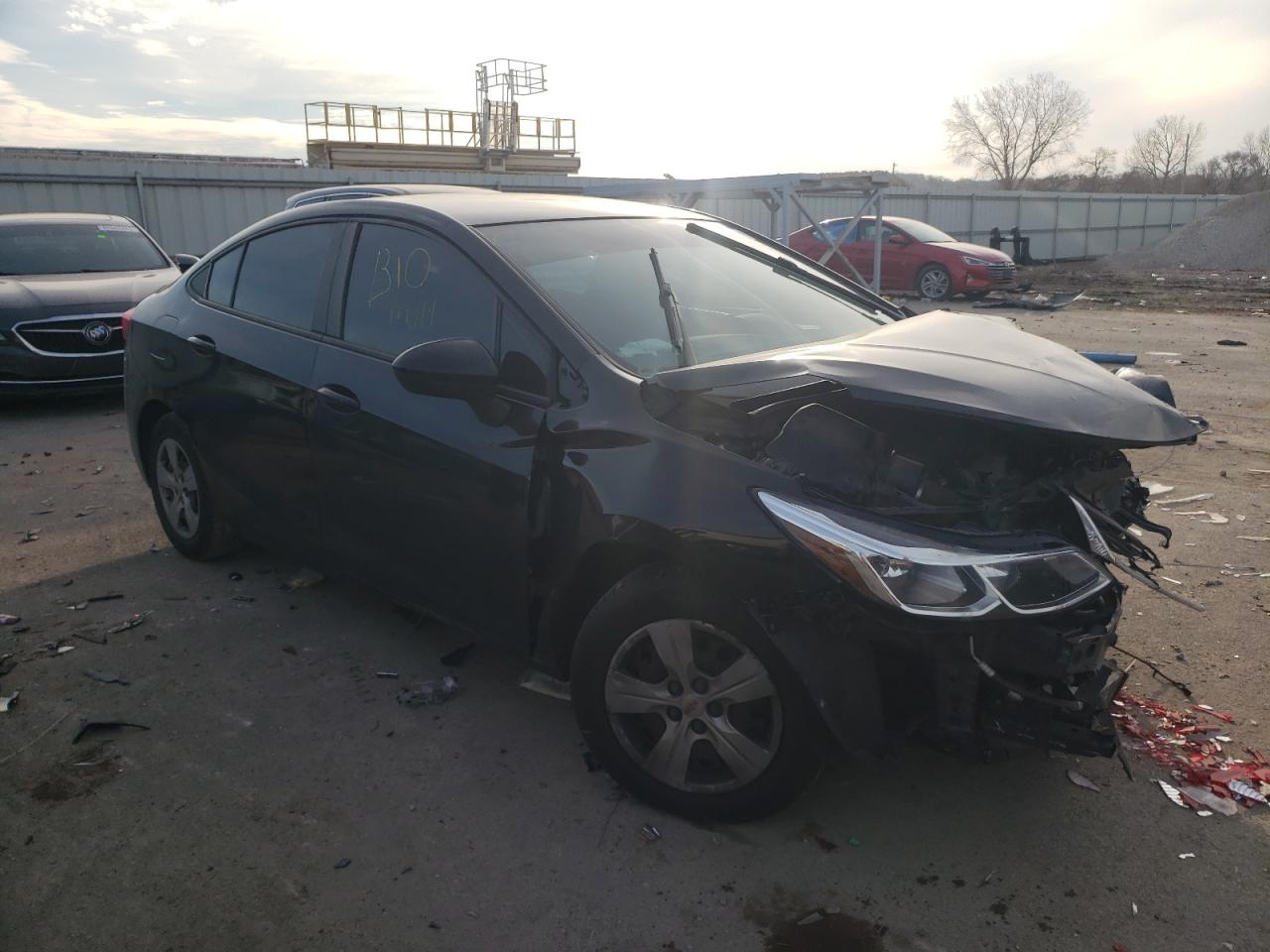 2017 Chevrolet Cruze Ls vin: 1G1BC5SM5H7221554