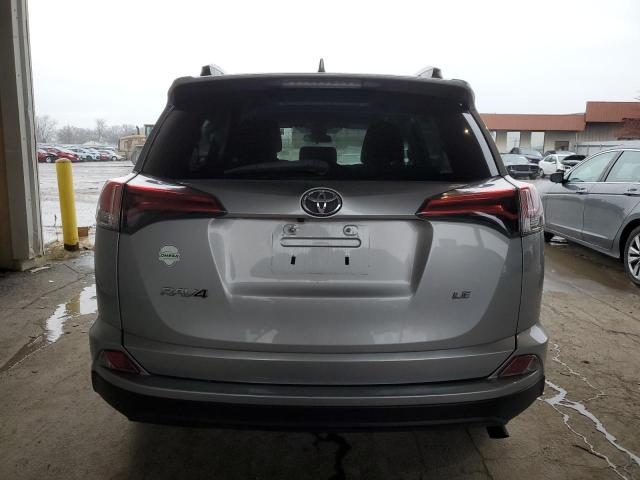 2T3ZFREV1JW439719 | 2018 TOYOTA RAV4 LE