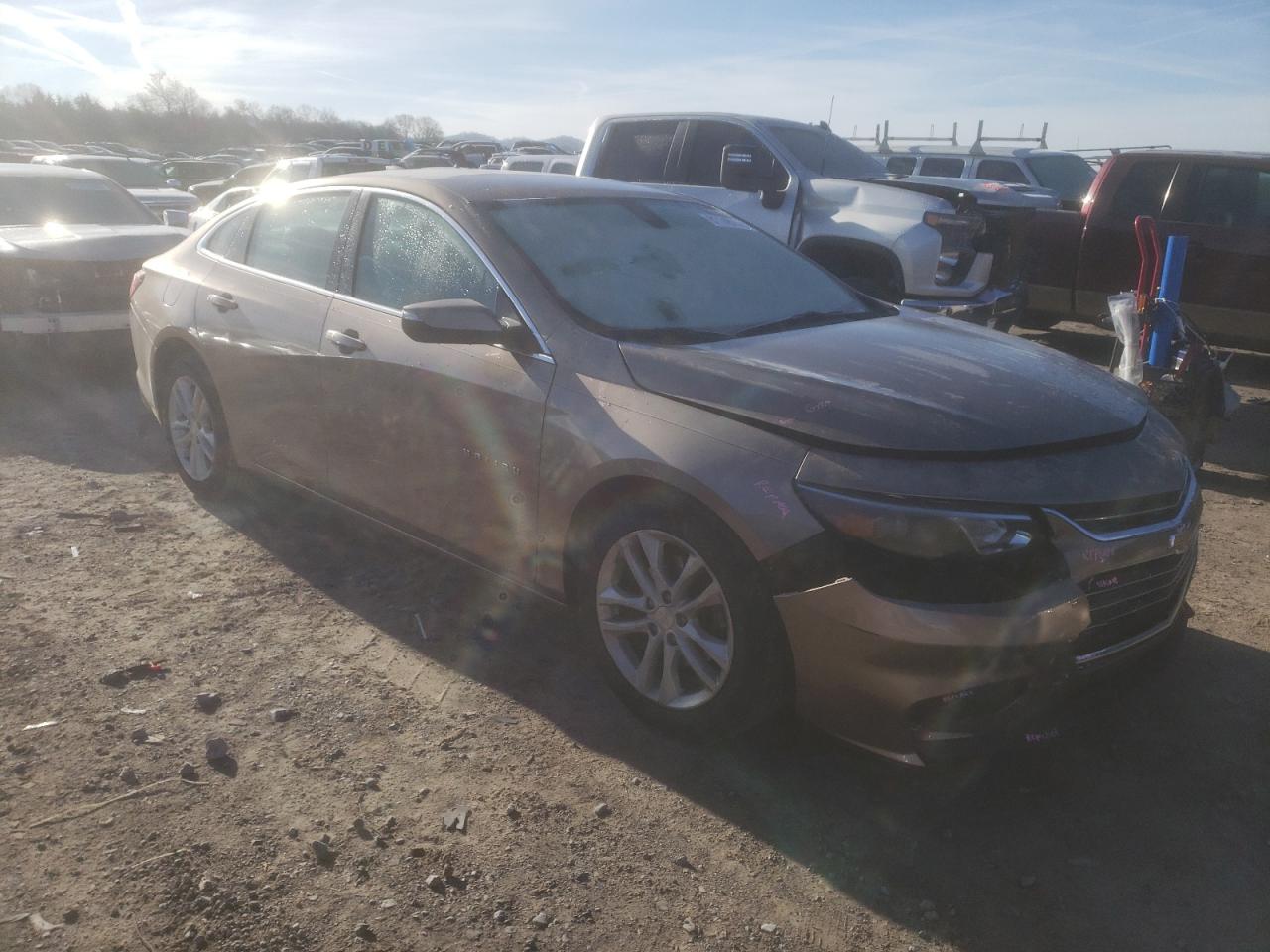 1G1ZD5ST0JF240897 CHEVROLET MALIBU 2018