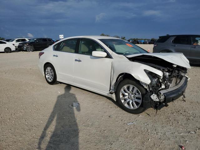 Vin: 1n4al3ap1fn316355, lot: 82033153, nissan altima 2.5 20154