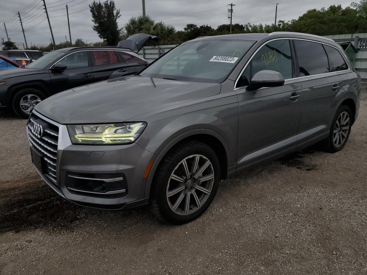 2017 Audi Q7 Premium Plus vin: WA1LAAF76HD005139