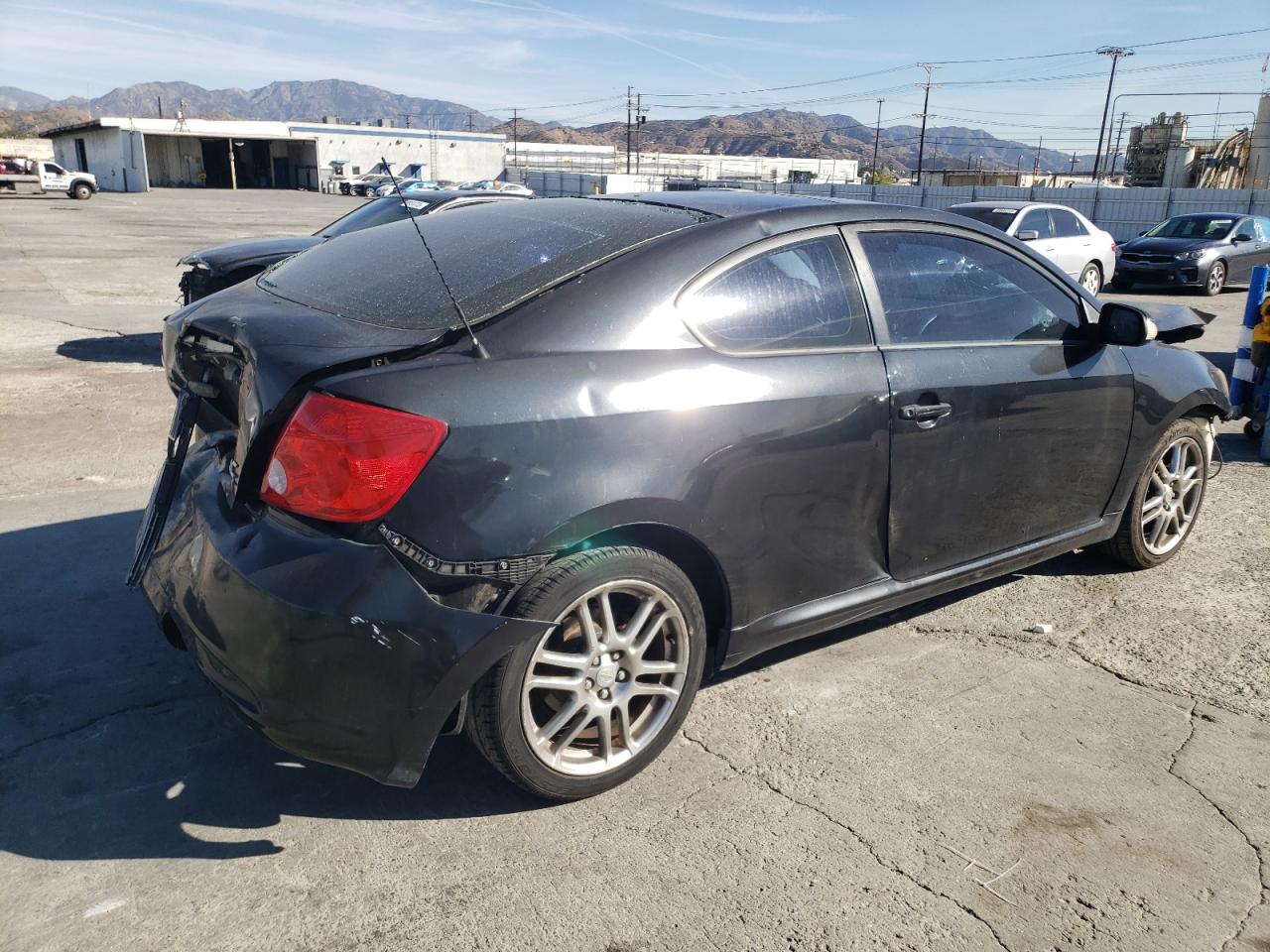 JTKDE177650045262 2005 Toyota Scion Tc