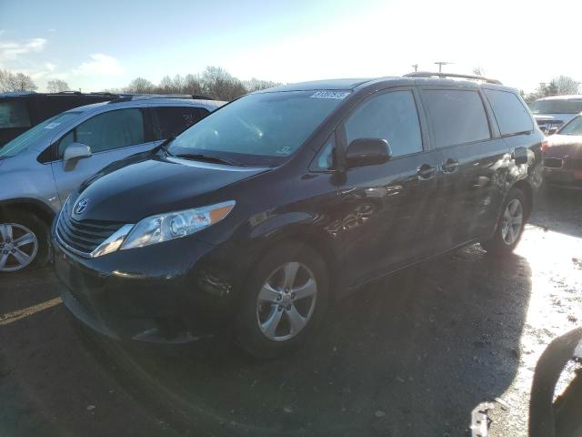 2016 Toyota Sienna LE