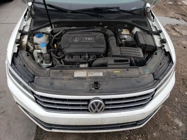 1VWGT7A3XHC029178 | 2017 VOLKSWAGEN PASSAT SE