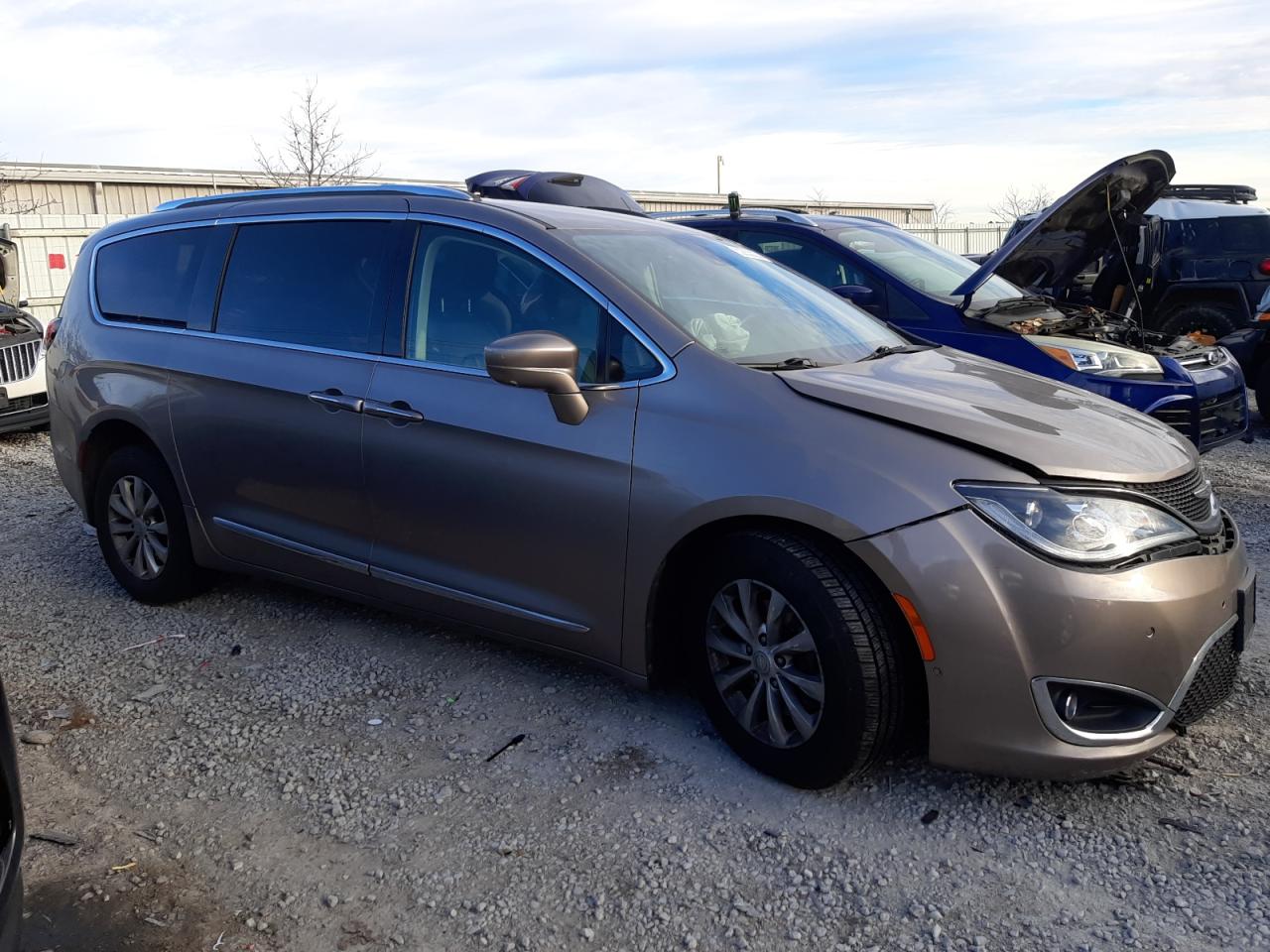 2C4RC1EG9JR104651 2018 Chrysler Pacifica Touring L Plus