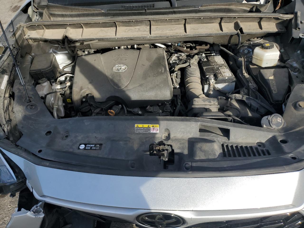 VIN: 5TDGZRAH2MS064038 2021 TOYOTA HIGHLANDER