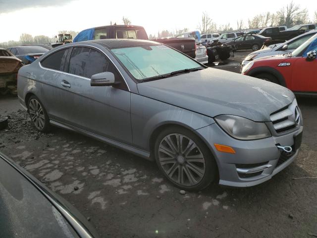 VIN WDDGJ4HB5DG092024 2013 Mercedes-Benz C-Class, 250 no.4