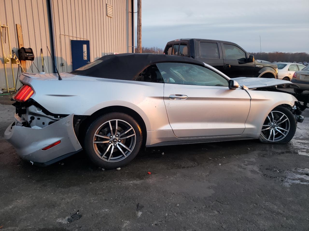 1FATP8UH7G5280378 2016 Ford Mustang