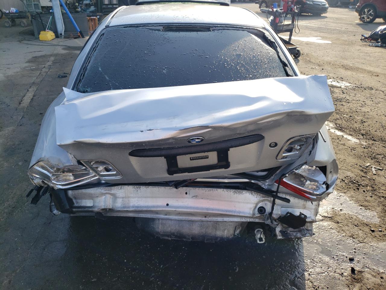 WBAET37462NJ21674 2002 BMW 325 I