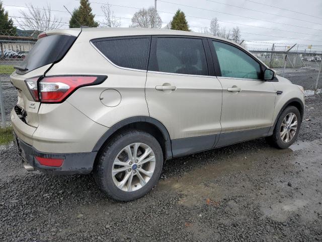 1FMCU0GDXHUC80178 Ford ESCAPE SE