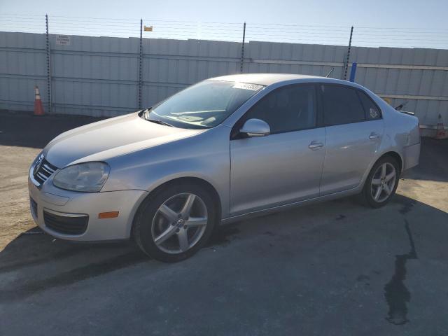 2010 Volkswagen Jetta 