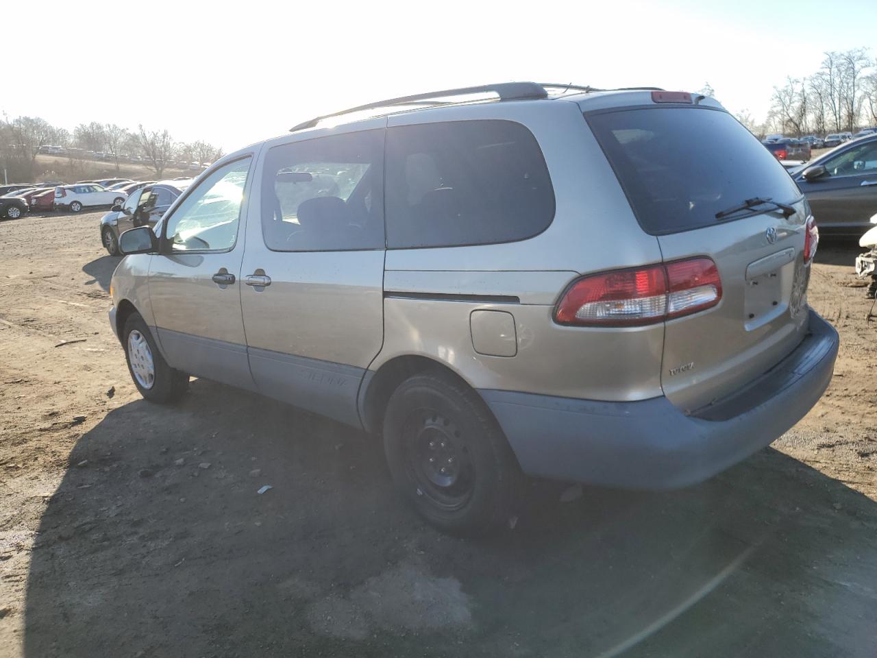 4t3zf13c31u375458 4T3ZF13C31U375458 2001 Toyota Sienna Le