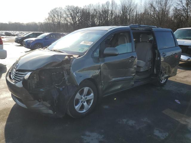 2011 Toyota Sienna LE