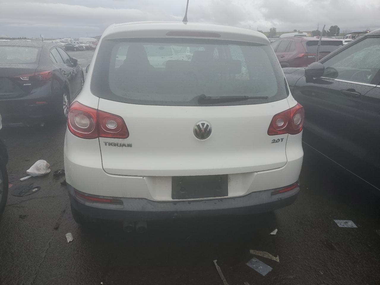 WVGAV7AX2BW506936 2011 Volkswagen Tiguan S