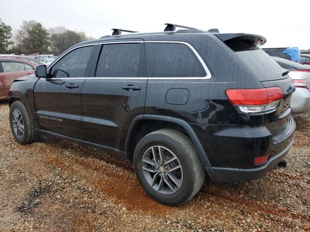 1C4RJEAG8JC434132 2018 Jeep Grand Cherokee Laredo