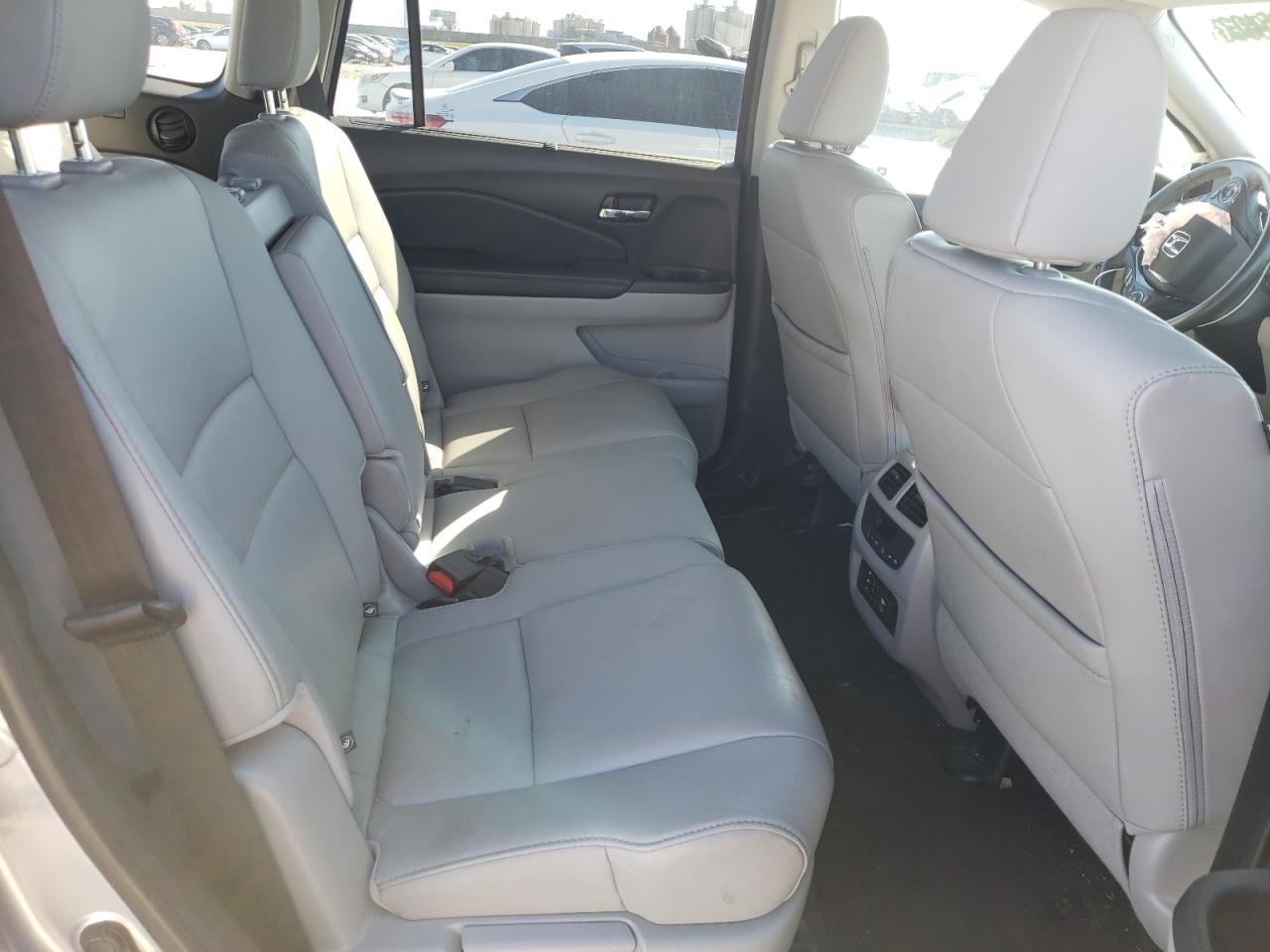 5fnyf5h91hb005836 5FNYF5H91HB005836 2017 Honda Pilot Touring