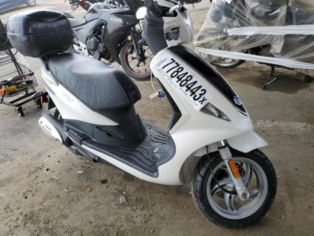 2016 PIAGGIO FLY 150 ZAPM798G6G7002273
