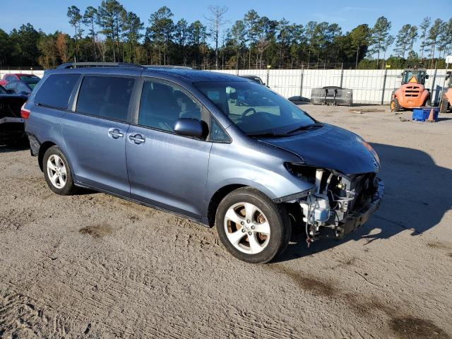 5TDKZ3DC8HS797465 | 2017 Toyota sienna le