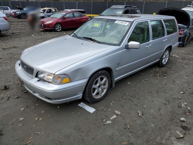 2000 Volvo V70 Base