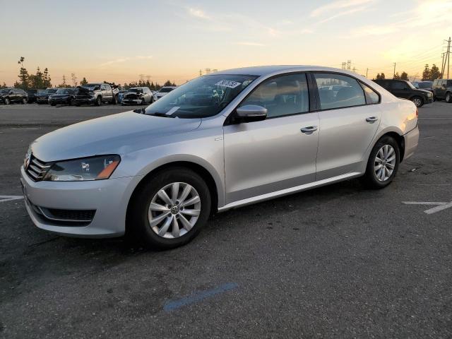 2015 Volkswagen Passat S