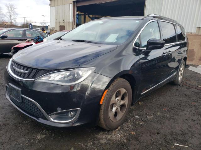 2017 Chrysler Pacifica Touring L Plus