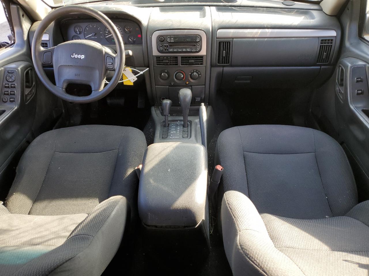 1J4GW48SX2C180058 2002 Jeep Grand Cherokee Laredo