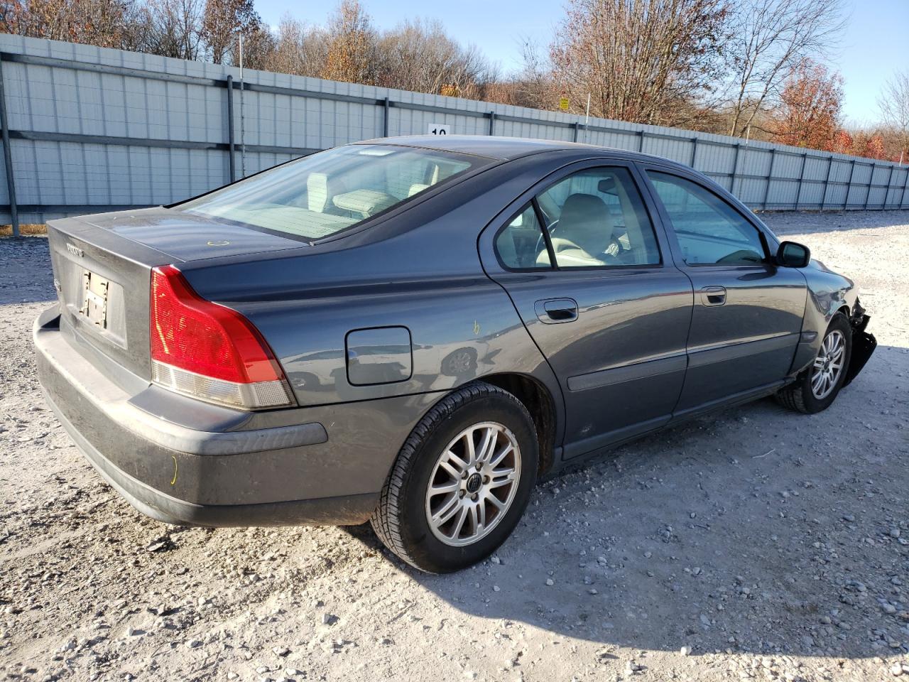 yv1rs61t742341624 YV1RS61T742341624 2004 Volvo S60
