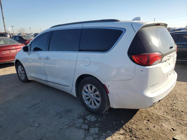 2C4RC1BG9HR510539 2017 CHRYSLER PACIFICA, photo no. 2