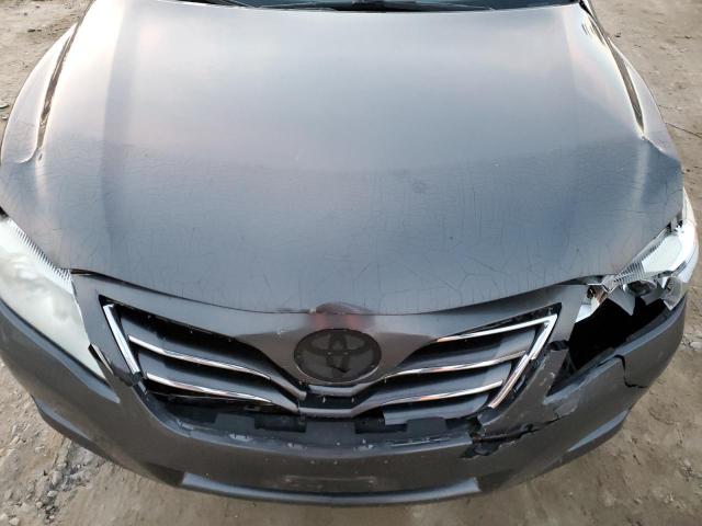 2010 Toyota Camry - Image 11