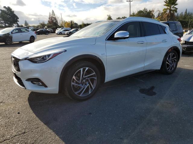 2017 INFINITI QX30 Base