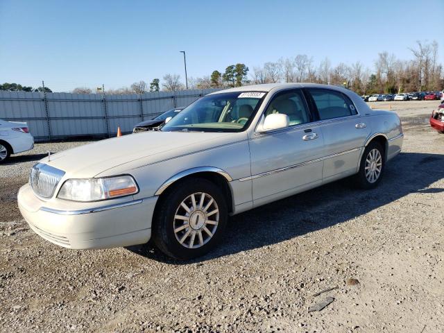 2006 Lincoln Town Car Signature