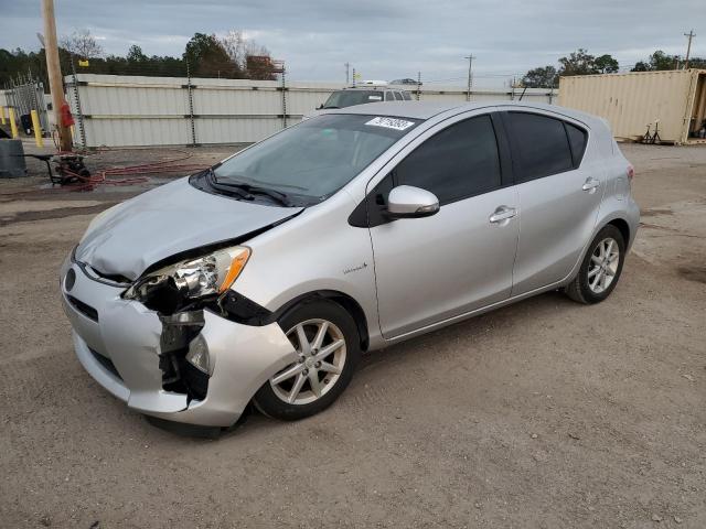 2014 Toyota Prius c 