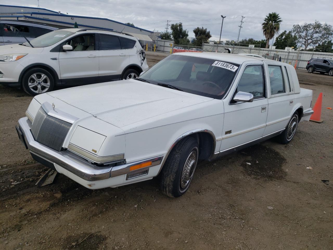 1C3XY56L2MD276513 1991 Chrysler Imperial