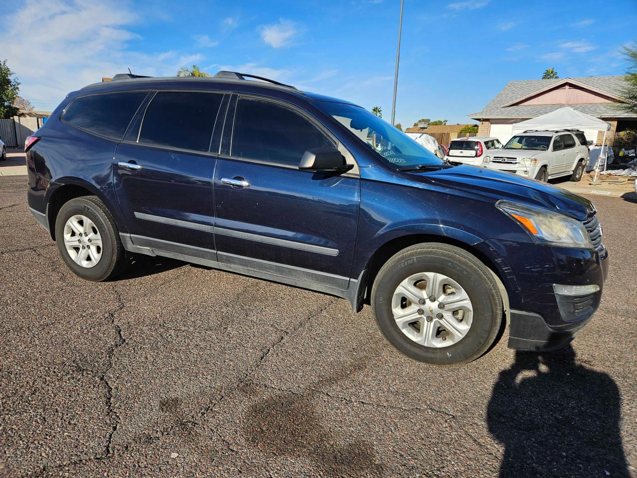 1GNKRFED4GJ269014 2016 Chevrolet Traverse Ls