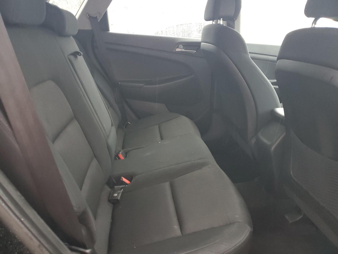 KM8J33A28GU238674 2016 Hyundai Tucson Limited