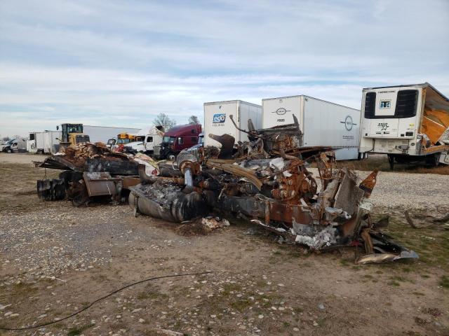 Lot #2282874215 2016 FREIGHTLINER CONVENTION salvage car